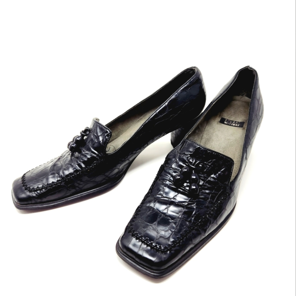 Stuart Weitzman Women's sz 8 pumps